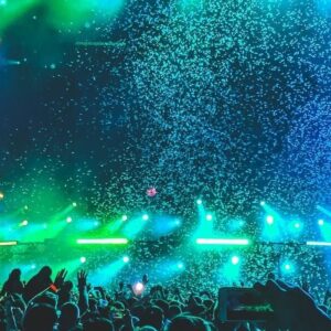 تور بوم گردی کایاک تونل حرا